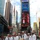 echte amerikanische Matrosen auf Landgang am New Yorker Times Square