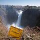 Die Victoria Falls sind zwar nicht der größte Wasserfall auf dieser schönen Erde, dafür aber einer der spektakulärsten und schönsten