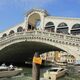 Venedig - viel Betrieb an der Rialtobrücke