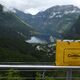 am Rande des Geirangerfjord während der Kreuzfahrt in Norwegens Fjorden