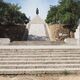 „Groß oder klein?“, Memorial in Ajaccio, Hauptstadt Korsikas und Geburtsort von Napoleon